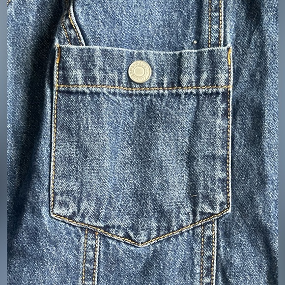 Levi’s Women’s Western Denim Shirt size L - Picture 3 of 4